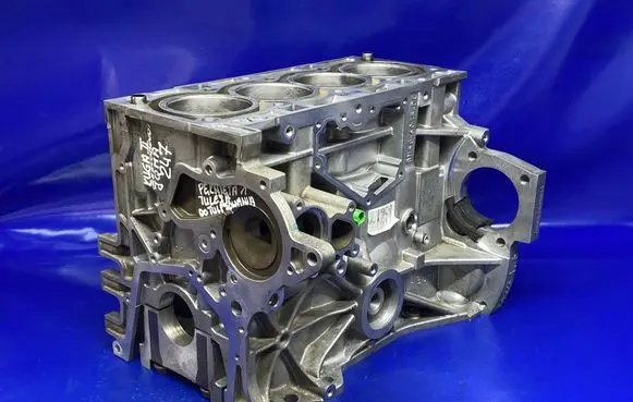 Ford Kuga II Engine block BM5G6015DC