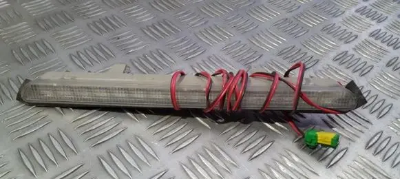 Peugeot 407 Third/center stoplight 9629586680