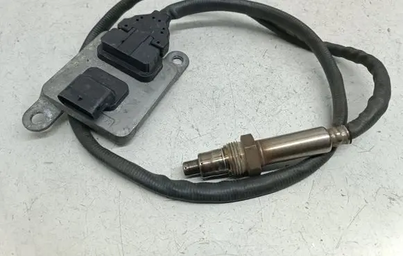 Mercedes-Benz GLC X253 C253 Lambda probe sensor A0009059803 0009059803 A2C1254840003