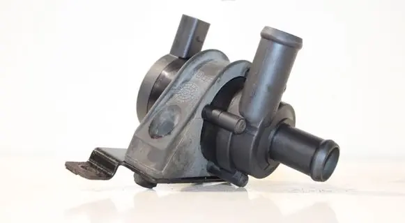 Volkswagen Caddy Electric auxiliary coolant/water pump 1K0965561L