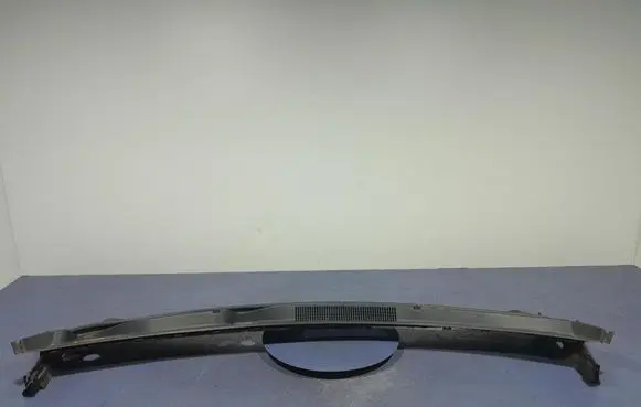 Wiper trim