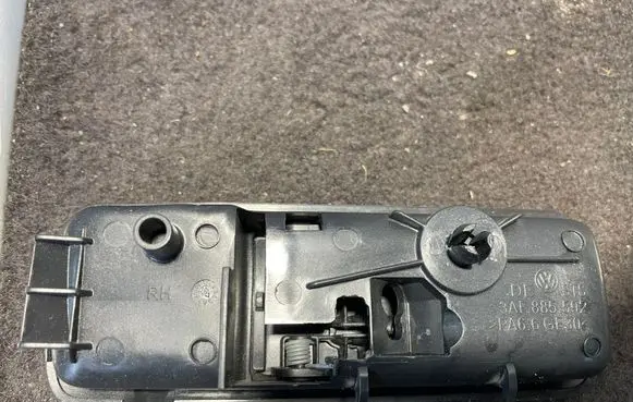 Volkswagen PASSAT B7 Seat back rest control lever/handle 3AF885592