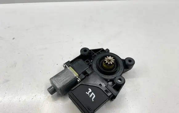Renault Scenic III - Grand scenic III Rear door window regulator motor 827300005R 915947100