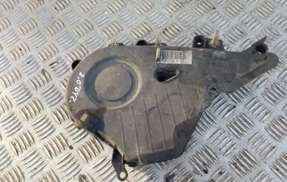 Toyota Avensis T220 Timing belt guard (cover) 9095001357A