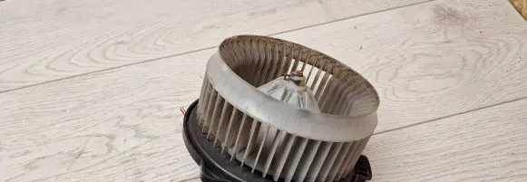 Honda CR-V Heater fan/blower 1940001610