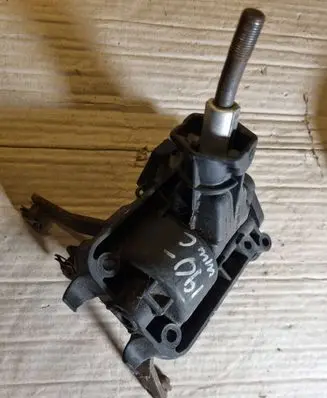 Mercedes-Benz 190 W201 Gear shifter/selector 2012670540