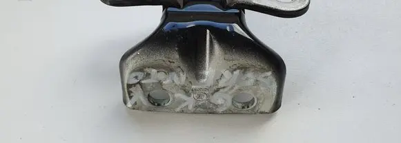 KIA Sorento Rear door upper hinge