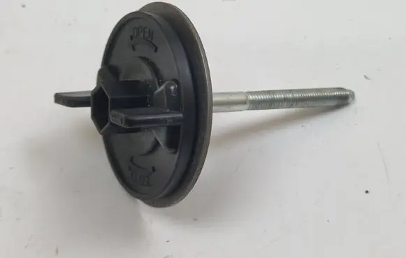 Fiat 500X Spare wheel bolt 