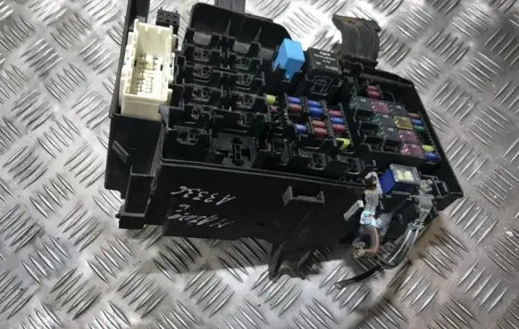 Mazda 6 Fuse box set