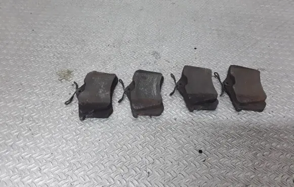 Volkswagen New Beetle Brake pads (rear) 