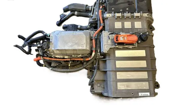 Toyota Mirai Voltage converter inverter 1A10077040
