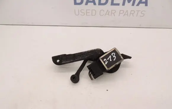 Mercedes-Benz C W203 Headlight/headlamp level sensor D213
