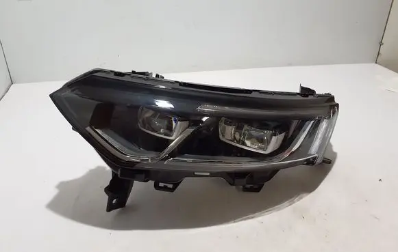 Renault Koleos II Headlight/headlamp 260604608R