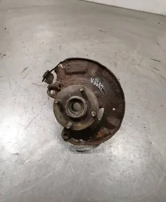 Toyota Yaris Front wheel hub spindle knuckle