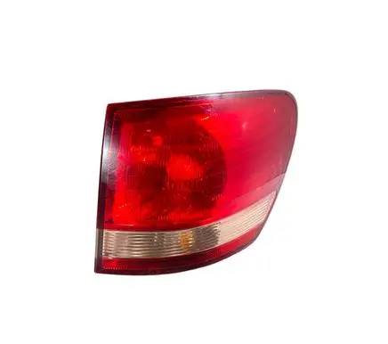 Toyota Avensis Verso Rear/tail lights
