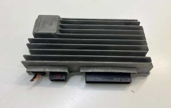 Audi A5 8T 8F Sound amplifier 8F1035223A 8340015180
