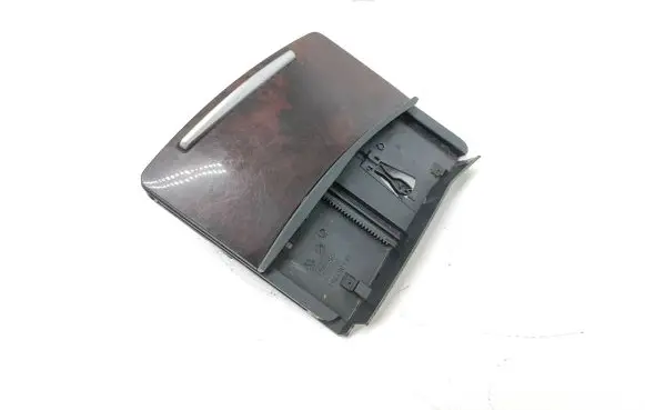 Ashtray (front)