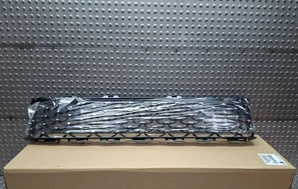 Fiat 500 Front bumper lower grill S26336926 735619520