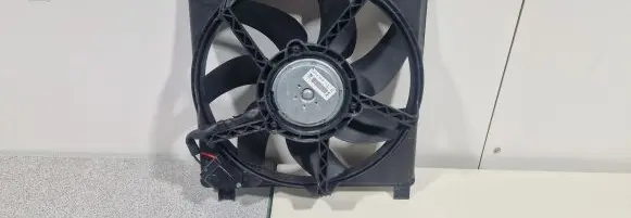 Volkswagen Up Electric radiator cooling fan 1S0121207J