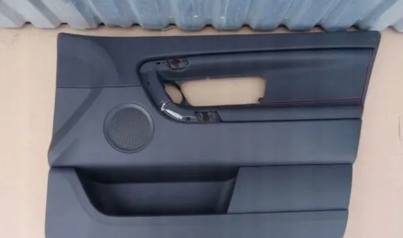 Land Rover Discovery Sport Front door card panel trim
