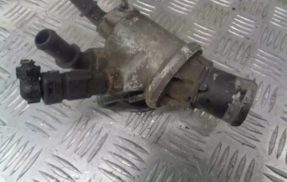 Fiat Croma Thermostat housing V7055-88