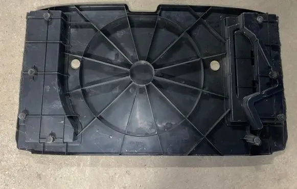 Toyota Corolla Verso E121 Spare wheel section trim 