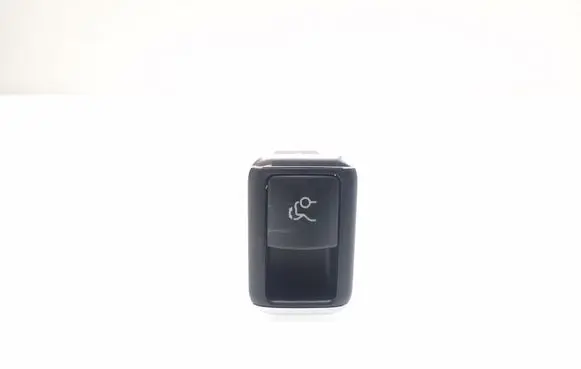 Mercedes-Benz E W212 Tailgate opening switch A2128204510
