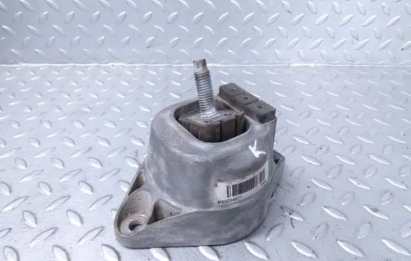 Cadillac ATS Engine mount bracket 23234871 23274000 22965574