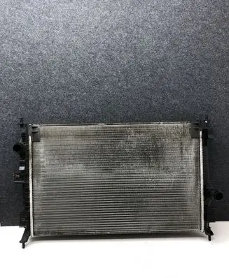 Citroen C4 II Picasso Coolant radiator 9673628780
