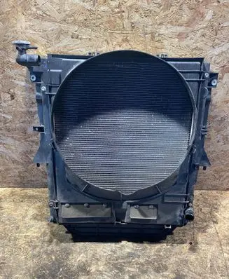 Mitsubishi L200 Coolant radiator 170426807