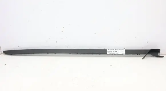 BMW XM Windshield trim 9447360MWGK100626 9447360