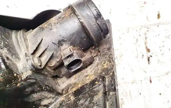 Audi A4 S4 B5 8D Mass air flow meter