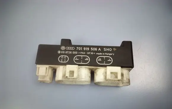 Volkswagen Sharan Coolant fan relay 701919506A 898726000