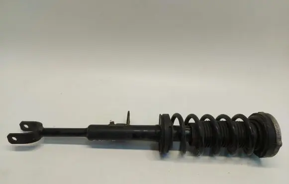 BMW 5 G30 G31 Front shock absorber/damper 6866605-04