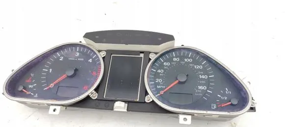Audi Q7 4L Speedometer (instrument cluster) 4L0920981B