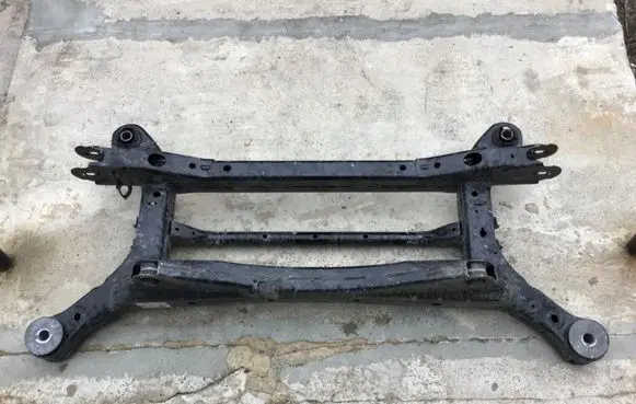 Chrysler Pacifica Rear subframe OEM