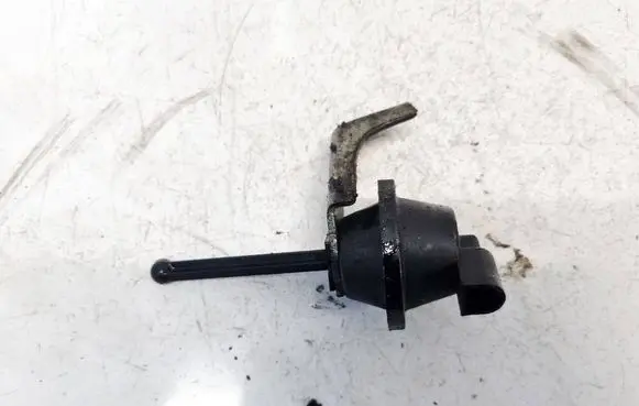Jaguar XJ X351 Valve vacuum 
