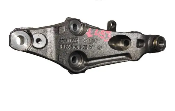 Mercedes-Benz C W206 Engine mount bracket A6540962300