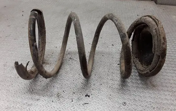 Subaru Forester SH Front coil spring 