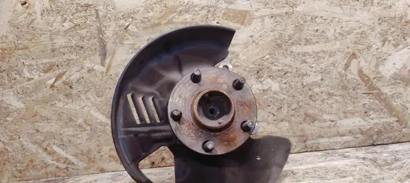 Lexus SC 300 - 400 Front wheel hub spindle knuckle