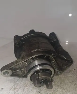 Vacuum pump