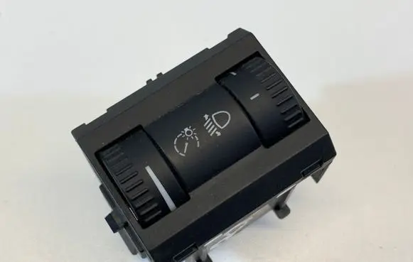 Skoda Octavia Mk2 (1Z) Headlight level height control switch 1Z0941333