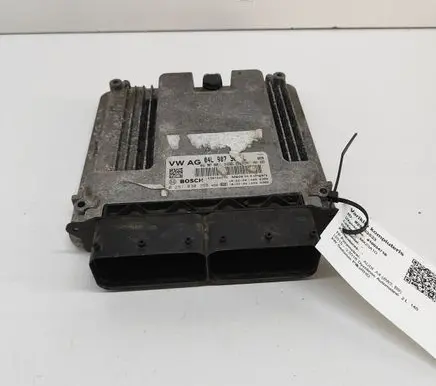 Audi A4 S4 B9 8W Engine control unit/module 04L907309L 1039T00235