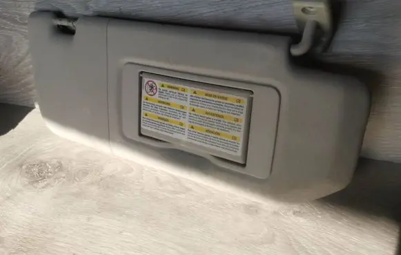 Mercedes-Benz R W251 Sun visor