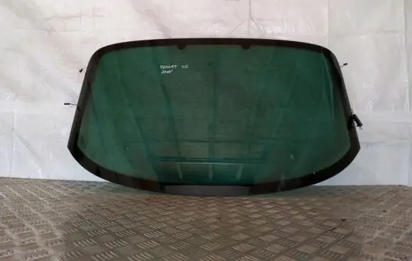 Volkswagen PASSAT CC Front windscreen/windshield window 