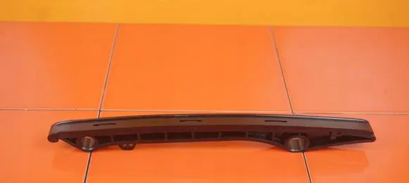 Nissan Navara D23 Slide rail for timing chain YS23 YS23E280