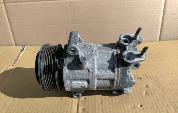 Ford Focus Air conditioning (A/C) compressor (pump) JX6119D629HA