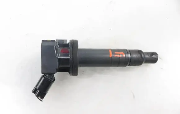 Toyota Corolla E120 E130 High voltage ignition coil 9008019019