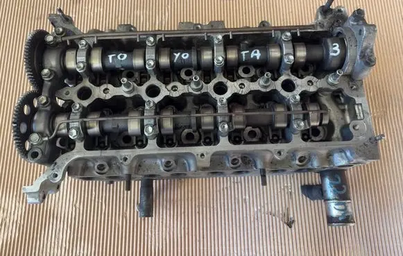 Toyota RAV 4 (XA30) Engine head 1AD
