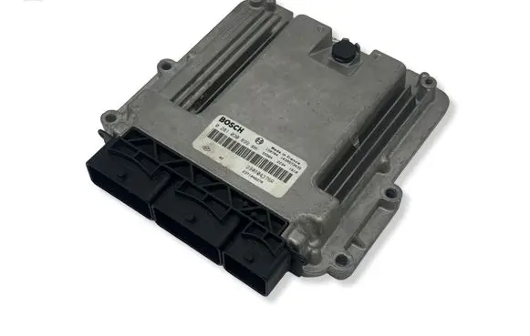 Renault Captur Engine control unit/module 237104376R 0281030899 237104627R